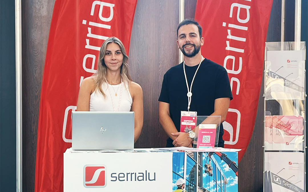 Serrialu marcou presença na Feira de Emprego UC & AAC